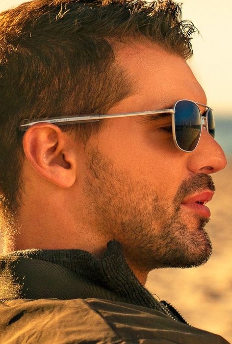 Sunglasses Men Outfit, Randolph Sunglasses, Randolph Engineering, Mens Hairstyles With Beard, Mens Sunglasses Fashion, Glasses Style, Beard Look, Muslim Kids, Blue Lens