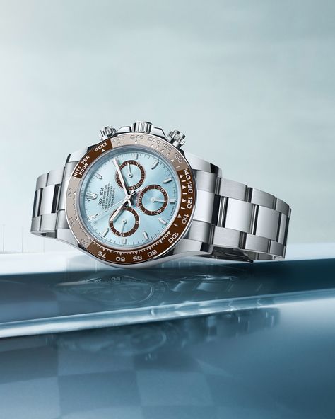 An icon defying time: the new Oyster Perpetual Cosmograph Daytona. Daytona Watch, Air Force One Shoes, Rolex Cosmograph Daytona, Cosmograph Daytona, Brown Ceramic, New Rolex, Watch Trends, Modern Watches, Rolex Men