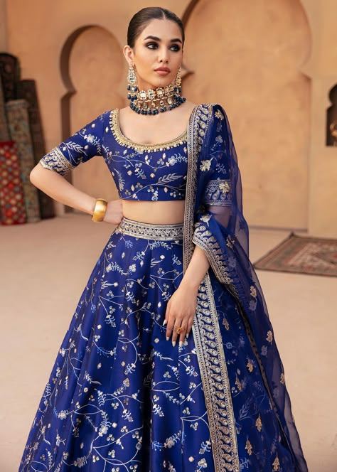 Royal Blue Lehenga Simple, Blue Lehenga Outfit, Blue Lehenga Designs, Royal Blue Indian Outfit, Flowy Lehenga, Royal Lehenga, Lehenga Blue, Royal Blue Lehenga, Royal Blue Saree