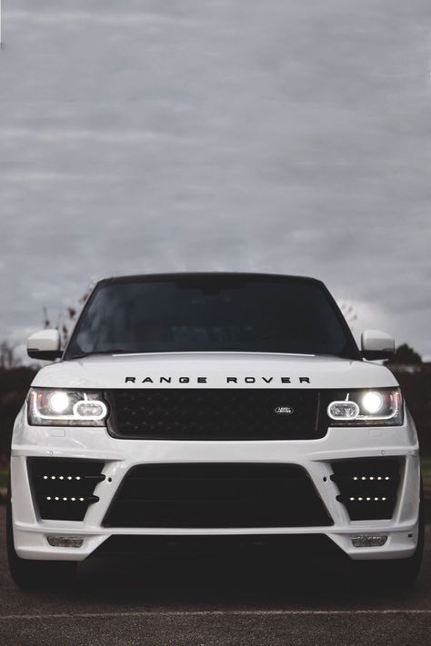 Dream Cars Range Rovers, Cars Range Rover, Luxury Cars Range Rover, Range Rover Vogue, Mclaren Cars, Car Wheels Rims, Range Rovers, Lux Cars, Car Goals