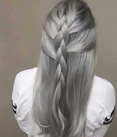 These 25 Silver and Platinum Looks Will Have You on Cloud Nine - Color - Modern Salon Ombre Bangs, Hair Silver, Silver Ombre, Silver Hair Color, On Cloud Nine, Silver Grey Hair, Gray Hair Highlights, Icy Blonde, Cloud Nine