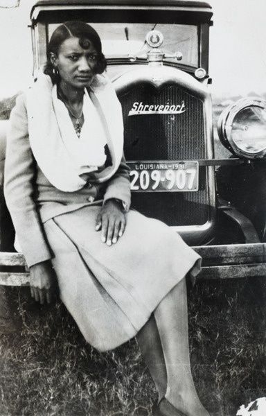 African American Vintage, Shreveport Louisiana, African American Fashion, American Photo, Vintage Black Glamour, Woman Sitting, Aviation History, African Diaspora, Southern Belle