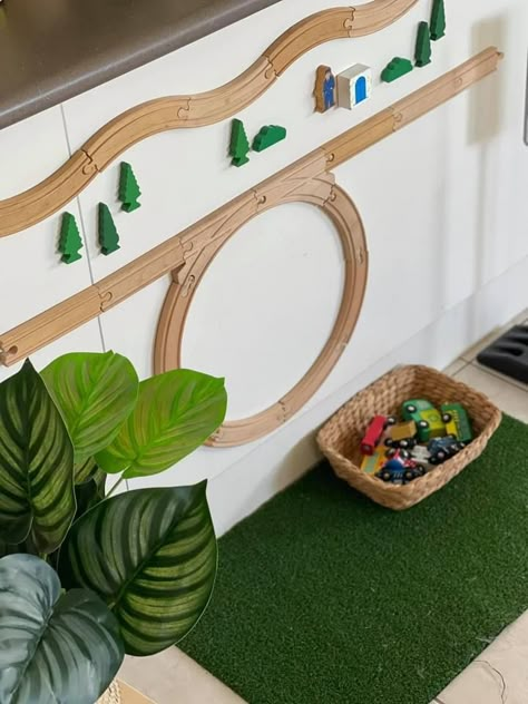 Playroom Ideas Movement, Nursery Ideas Eyfs, Babies Room Childcare Ideas, Midline Crossing, Sensory Classroom, Childcare Rooms, Core Muscle, Blocks Preschool, Diy Playroom