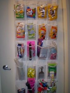 Disney Organization Ideas, Hotel Organization Ideas, Hotel Organization, Hotel Room Organization Hacks, Disney Hotel Room Hacks, Disney Hotel Room Decorations, Disney Breakfast In Hotel Room, Hotel Organization Hacks, Hotel Room Hacks