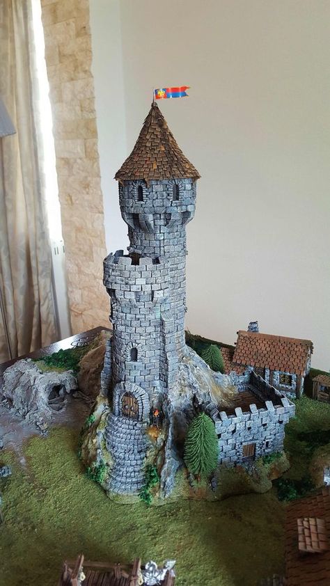 Model Castle, Castle Crafts, Hirst Arts, Fairy Stuff, Warhammer Terrain, Game Terrain, Medieval Houses, Wargaming Terrain, Castle Designs