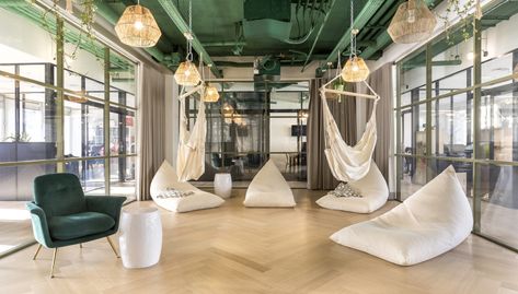 Coworking Design, Coworking Space Design, Modern Office Interiors, Coworking Office, Zen Room, Office Lounge, Corporate Interiors, Relaxation Room, Workspace Design