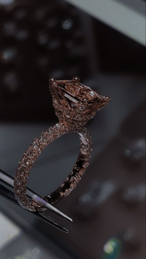 Diamond Rings Aesthetic, Diamond Ring Aesthetic, Mafia Wedding Aesthetic, Most Expensive Diamond Ring, Most Expensive Ring, Expensive Diamond Rings, Most Expensive Engagement Ring, Expensive Wedding Rings, Expensive Engagement Rings