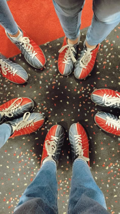 Bowling Outfit Aesthetic, Bowling Aesthetic, Bowling Pictures, Bowling Outfit, Bucket List For Teens, Insta Goals, Bowling Birthday Party, Perfect Score, Brunch Club