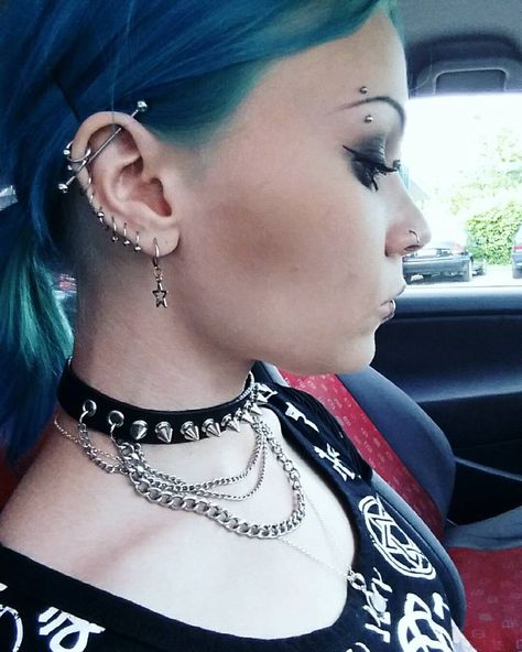 Marita Vinberg on Instagram: “New piercing today! Love my #industrialpiercing #newpiercing #piercedgirl #piercedears #piercings #neverenoughpiercings #piercinglover…” Creative Piercings, Finger Piercing, New Piercing, Piercing Inspo, Industrial Piercing, Body Modification, Lunar Eclipse, Body Modifications, Piercing Tattoo