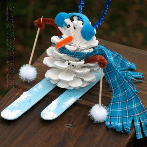 Skiing Snowman Pine Cone Craft | If you're looking for fun snowman crafts that use a bunch of scraps, then make this! Pinecone Snowman, Pinecone Crafts Kids, Crafts Homemade, Homemade Ornaments, Cones Crafts, Pine Cone Crafts, Snowman Crafts, Noel Christmas, Ornament Crafts