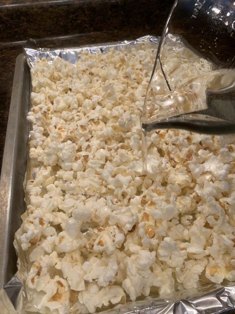 Easy Kettle Corn | The Gingham Apron Diy Kettle Corn Seasoning, Kettle Corn With Microwave Popcorn, Easy Kettle Corn Recipe, Kettlecorn Popcorn Recipes, Microwave Kettle Corn Recipe, Kettle Corn Recipe Microwave, Gourmet Popcorn Recipes, Homemade Kettle Corn, Kettle Corn Recipe