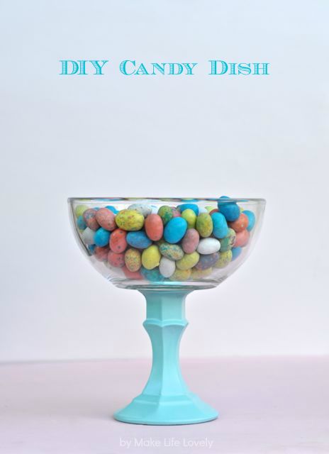 Candy Dish Ideas For Office, Candy Dish Diy, Candy Centerpiece, Diy Furniture Repurpose, Glassware Crafts, Gardening Projects, Furniture Repurpose, Cheap Party, Diy Gardening