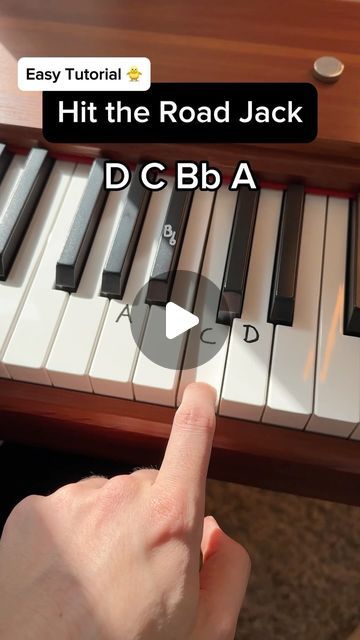 Keyboard Piano Songs Easy, Piano Notes Songs Easy, Hit The Road Jack Piano, How To Play Piano, Easy Piano Songs With Letters, Songs To Play On Piano, Hit The Road Jack, Piano Tutorials Songs, Piano Notes Songs