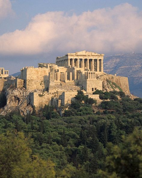 Ancient Royalty, Ancient Greece Aesthetic, Bangunan Minecraft, Athens Acropolis, Character Aesthetics, Conde Nast Traveler, Acropolis, Ancient Architecture, Old Building