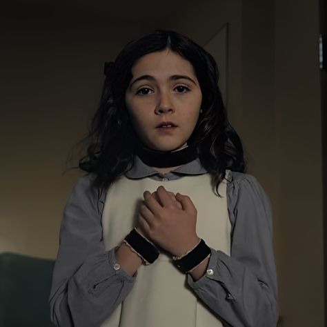 #Orphan#Movie#Icon#Horror#EstherColeman Orphan Costume, Esther Coleman, Orphan Movie, Horror Villians, Japanese Fashion Women, Gone Series, Movie Icon, Woman Movie, Harry Potter Fanfiction