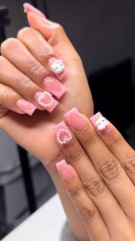 Sanrio Makeup, Hello Kitty Nails Art, Fashion Coquette, Kitty Nails, Punk Nails, Simple Gel Nails, Girly Acrylic Nails, Dope Nail Designs, Hello Kitty Nails