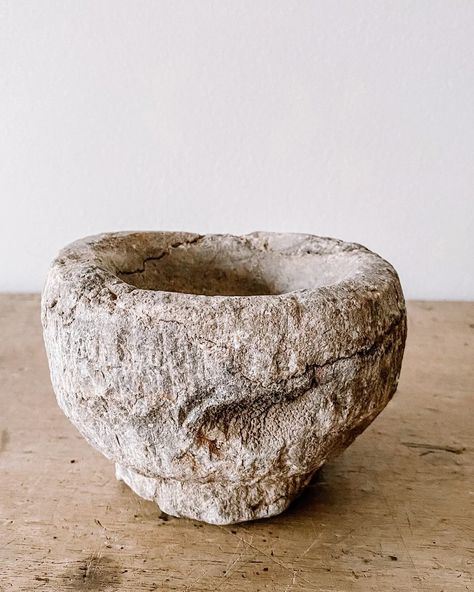 Project Kalaā: Vintage Stone Mortar Bowl; Age: 60-70 years; Height: 10cm; Length: 10 to 20cm. Originally used to grind spices in Indian households, our vintage stone mortar bowl adds rustic texture to any space. It’s perfect as a catchall for small treasures or as a unique vessel for burning smudge sticks. Hypertufa Pots, Lime Wash Walls, Rustic Wood Bowl, Wabi Sabi Japandi, Atelier Design, Flower Orchid, Flint Hills, Stone Candles, Concrete Bowl