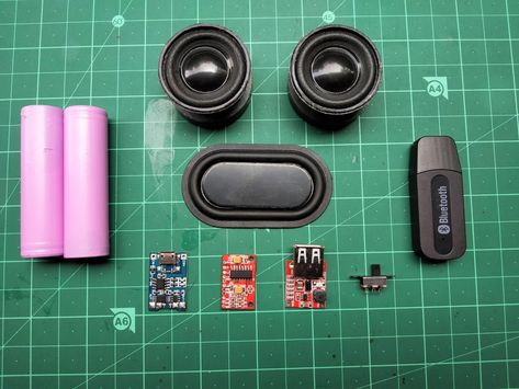 Portable Speaker Diy, Wiring Speakers, Custom Speaker Boxes, Bluetooth Speakers Diy, Diy Boombox, Diy Bluetooth Speaker, Diy Audio Projects, Speaker Kits, Speaker Projects