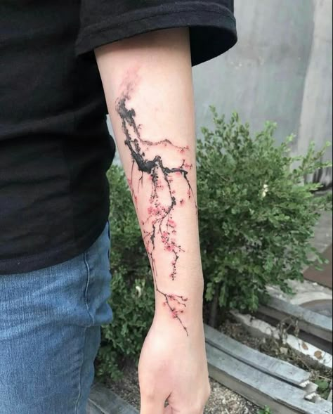 Men Nature Tattoo, Blossom Tattoo Men, Abstract Tattoo For Women, Cherry Blossom Tattoo Sleeve, Cherry Blossom Tattoo Men, Plum Blossom Tattoo, Cherry Blossom Tattoo Design, Tattoo Japonais, Blossom Tree Tattoo