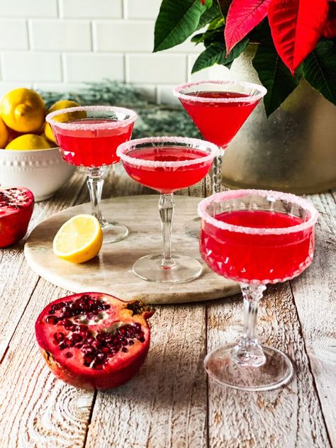 Lemon Pomegranate Martini, Pomogranette Martini, Pomegranate Lemon Drop Martini, Holiday Lemon Drop Martini, Winter Martini Recipes Vodka, Christmas Lemon Drop Martini, Winter Martini Recipes, Cranberry Lemon Drop Martini, Green Apple Martini Recipe