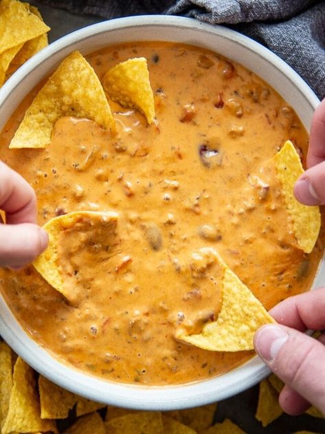 How to Make Chili Cheese Dip - Dash of Sanity Cheese And Chili Dip, Hormel No Bean Chili Dip, Hormel Chili Cream Cheese Dip, Chilli Cheese Dip, Cheese Chili Dip, Chili’s Cheese Dip Recipe, Hormel Chili Cheese Dip, Bean Cheese Dip, Hormel Chili