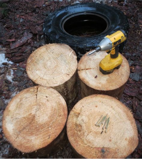 Diy Wood Splitter Firewood, Splitting Wood Firewood, Chopping Firewood, Wood Splitting, Camper Redo, Chopping Wood, Splitting Wood, How To Split, Wood Splitter