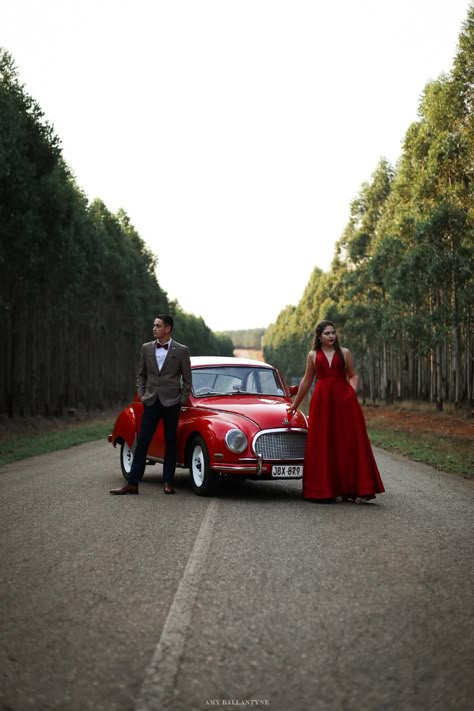 Matric Photoshoot, Car Prom Photoshoot, Matrix Farewell Photo Ideas, Matric Dance Photos, Prom Car Poses, Couple Poses Matric Farewell, Matric Dance Photoshoot, Matric Photoshoot Ideas, Matric Dance Poses