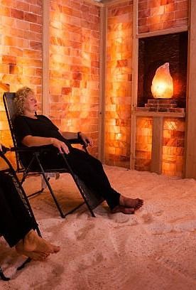 The classic style and calming fragrance of salt #bricks can transform your surroundings and turn your house into a peaceful haven. #Saltroom #sparoom #yogaroom #Salttiles Salt Room Therapy, Salt Cave Spa, Himalayan Salt Benefits, Salt Wall, Brick Room, Salt Therapy, Salt Cave, Salt Room, Spa Therapy