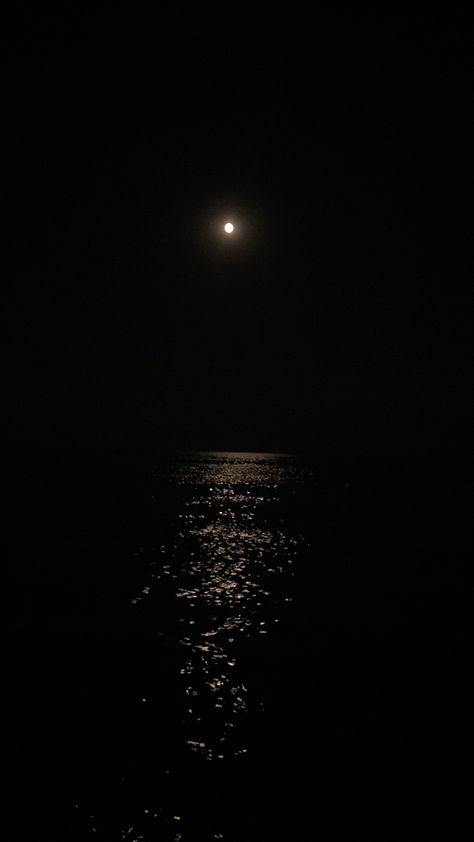 moon Moon Ocean, Ocean And Moon Aesthetic, Moon And Ocean Aesthetic, Black Ocean, Moon River, The Moon Is Beautiful, Waves Wallpaper, Black Aesthetic, Aesthetic Wallpapers