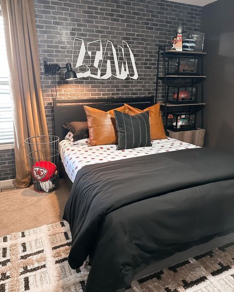 #teenagerbedroom #teenager #teenagerfashion #teenagerblog #teenagermom #teenagerproblems #teenagers #interiordesign #teenagernow #teenagerroom #teenagerstories #homedecor #teenagerphotographer #teenagermemes #teenagerpost #teenagerboy #teenagersmakingithappen #bedroomdecor #teenagergirl #teenagersjapan #teenagersfashion #teenagerperfume #teenagerstv #bedroominspo #bedroomideas #teenageroom #bedroom #design #teenagerebellion #teenagerstobe Black Bed Teen Boy Room, Boys Black Bedroom, Boys Bedroom Accent Wall, Teen Room Ideas For Boys, Teen Boy Room Colors, Preteen Boys Bedroom Ideas, Two Boys Bedroom Ideas, Teen Boy Room Ideas, Neutral Boys Room