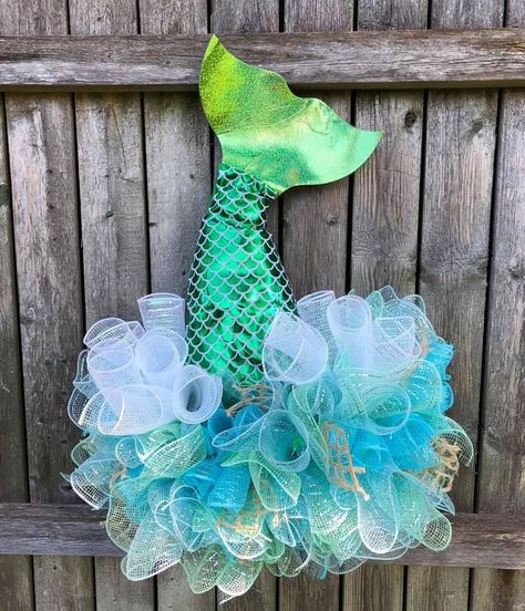 Dollar Tree Mermaid, Mermaid Wreaths, Mermaid Tail Wreath, Mermaid Diy Crafts, Mermaid Wreath, Cross Wreath Diy, Beach Wreaths, Diy Deco Mesh Wreath, Beach Crafts Diy