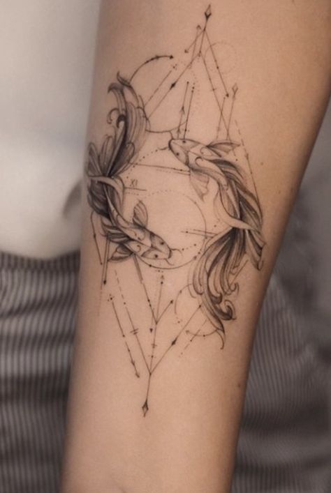 Pisces Fish Tattoos, Pisces Tattoo Designs, Astrology Tattoo, Horoscope Tattoos, Pisces Tattoos, Muster Tattoos, Zodiac Sign Tattoos, Zodiac Tattoos, Constellation Tattoos