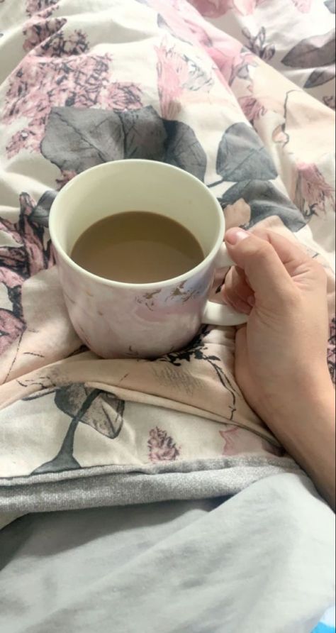 Tea Snap, Morning Bed, Asian Guys, Girl Crush Fashion, Mexican Girl, Cute Asian Guys, Driving Photography, Mehndi Designs For Fingers, Creative Instagram Photo Ideas