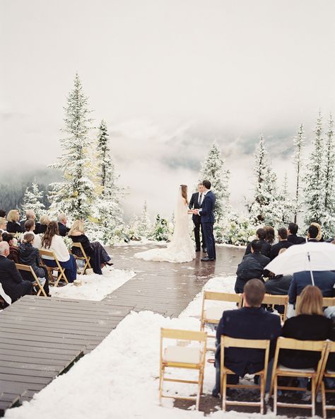 The ceremony took place on the Wedding Deck of The Little Nell, perched on top of Ajax Mountain. Glistening snow, evergreen trees, and the Elk Mountain Range created a stunning backdrop.  #Wedding #WeddingVenues #ColoradoWedding #Mountains #WinterWedding #Colorado | Martha Stewart Weddings - A Surprise Snowfall Wowed Guests at This Couple's Fall Wedding in Aspen, Colorado Aspen Colorado Wedding, Outdoor Winter Wedding, Brunette Ombre, Snow Wedding, Boda Diy, Mountain Top Wedding, Aspen Wedding, Winter Wedding Inspiration, Winter Wonderland Wedding