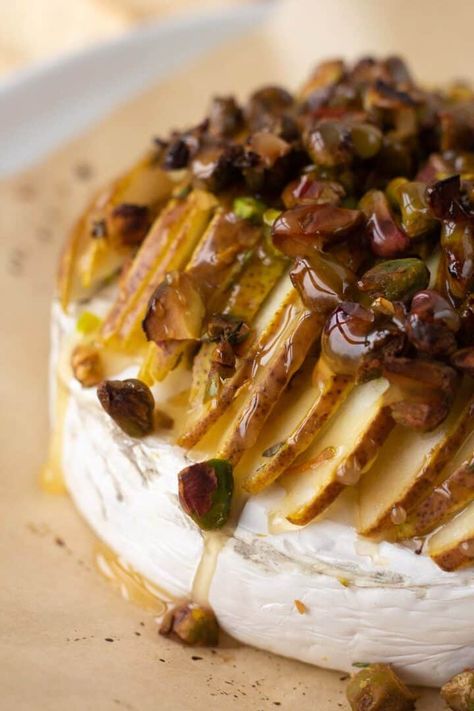 Baked Brie Pistachio Honey, Baked Brie And Pears, Pears And Brie, Pear Baked Brie, Baked Brie With Pears And Honey, Baked Brie Pear, Brie With Pears, Fall Baked Brie, Brie Board