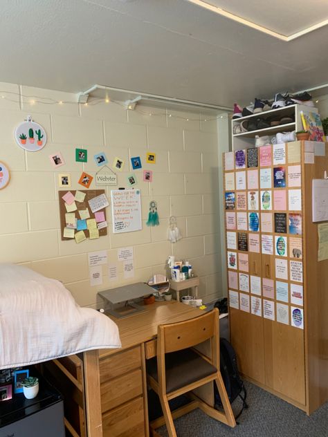 Ithaca College Dorm, Ithaca College Aesthetic, Ithaca College, Dorm Inspo, Dorm Room Designs, College Aesthetic, Dorm Ideas, Dream Bedroom, College Dorm