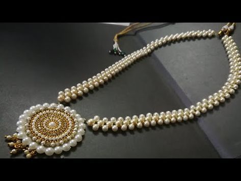 Diy Pearl Necklace, Thread Bangles Design, Antique Jewellery Designs, Bridal Pearl Necklace, Silk Thread Jewelry, Pearl Necklace Designs, Antique Jewelry Indian, Pearl Jewelry Wedding, Pearl Necklace Set