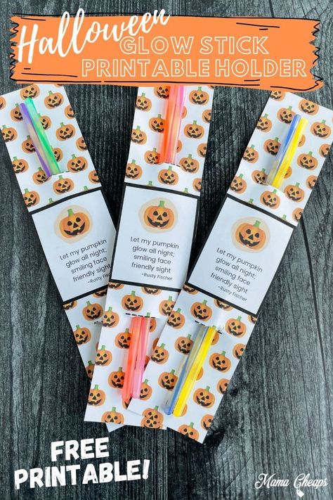 Glow Stick Gift Tags Free Printable, Halloween Glow Sticks, Halloween Glow Stick Printable Free, Glow Stick Halloween Tags, Halloween Glow Stick Ideas, Halloween Handout, Halloween Gifts For Kids, Glow Dance, Diy Halloween Gifts