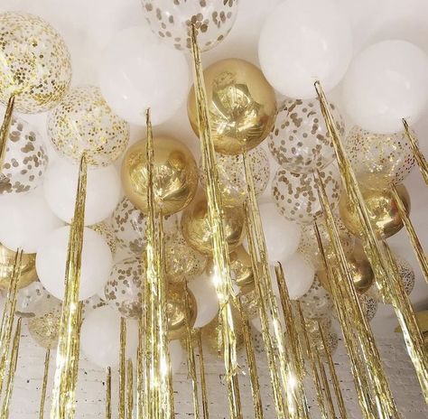 White And Gold Prom Decorations, 26 Golden Birthday Party Ideas, Golden Hour Prom Theme, Golden Theme Party, Outdoor Decorations Ideas, Golden Birthday Themes, Golden Bday, Gold Theme Party, White Party Theme