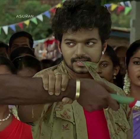 Vintage Vijay, Jd Vijay, Vijay Aesthetic, Vintage Thalapathy, Pretty Indians, Ilayathalapathy Vijay Cute Images, 90s Images, Brown Things, Ilayathalapathy Vijay