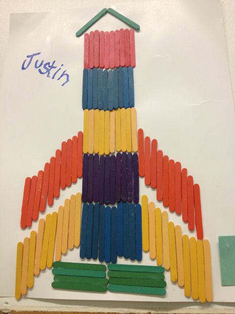 100 sticks make a rocket! 100 Popsicle Sticks Projects, 100 Project Kindergarten, 100th Day Project, 100th Day Of School Activities Kinder, Make A Rocket, Coaching Teachers, Home Activities, Popsicle Sticks, 100 Days Of School