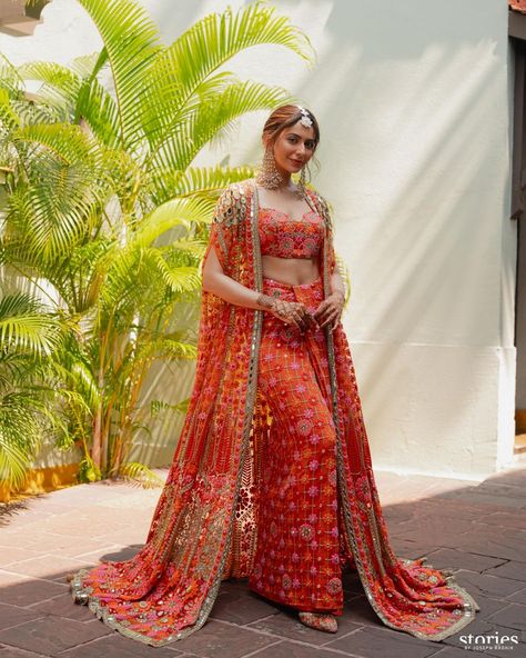 Photo from Rakul Preet Singh and Jackky Bhagnani Wedding Rakul Preet Wedding Outfits, Rakul Preet Wedding Look, Sister Of Bride Lehenga, Rakul Preet Wedding Lehenga, Mehandi Looks For Bride, Outfit Ideas For Haldi Ceremony, Mehendi Outfits Bridal Indian, Dress For Mehendi Function Mehndi Outfit, Mehndi Outfit Bridal Indian