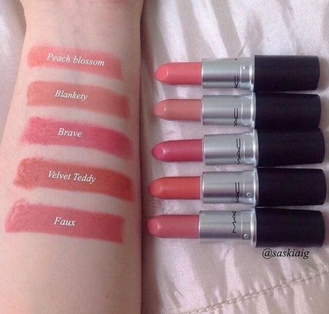 Mac Makeup Lipstick, Mac Lipstick Swatches, Mac Lipstick Shades, Make Up Designs, Lipstick Mac, Lipstick Kit, Purple Lipstick, Smink Inspiration, Pinterest Makeup