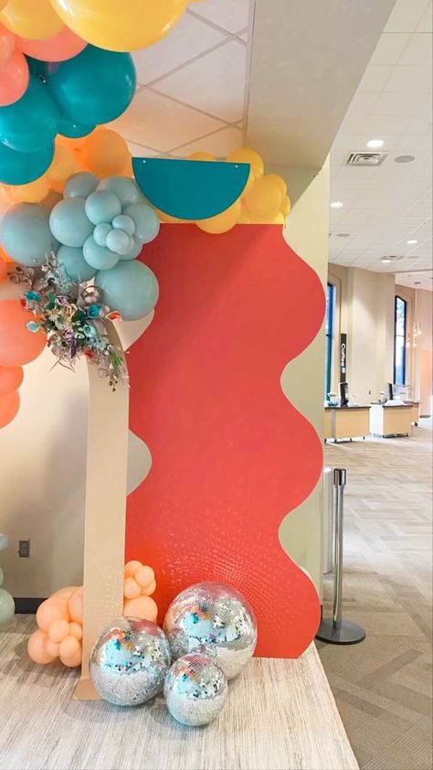 Pop Squad Tulsa on Instagram: “Embracing all the mommas was beyond groovy! And those disco balls🪩 just made it POP ✨even more. Design, Backdrops, Florals and Balloons…” Groovy Event Decor, 70s Balloon Arch, Disco Ball Backdrop, Groovy Backdrop, Retro Backdrop, 70s Prom, Groovy Party, 70s Party, Prom Decor