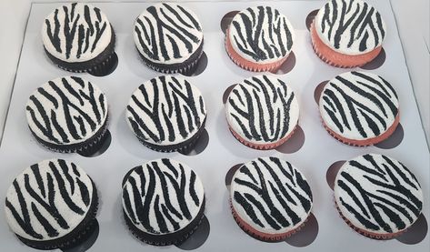 Zebra print cupcakes Zebra Cupcakes, Jungle Birthday, Big Bear, Zebra Print, Treat Yourself, Cupcake, Baking, Birthday