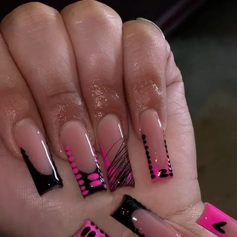 Short Nail Tech Nails, Cute Nails Acrylic Design, Bad And Boujee Nails Medium, All Black Nails With Design, Acyrilics Nails Designs, Cute Acrylic Nails Designs, Bad And Boujee Nails Short, Gel X Nails Designs, Filling Nails