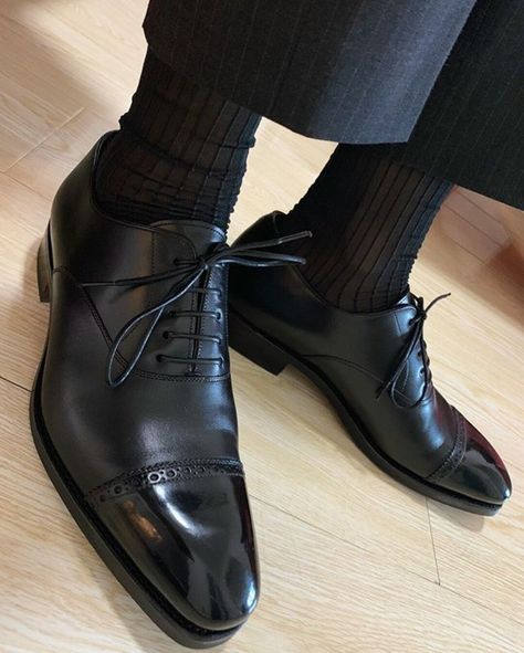 Black Shoes Men Formal, Shoes Men Formal, Men In Socks, Black Oxford Shoes, Black Shoes Men, Gentleman Shoes, Mens Dress Socks, Sheer Socks, Shoes And Socks