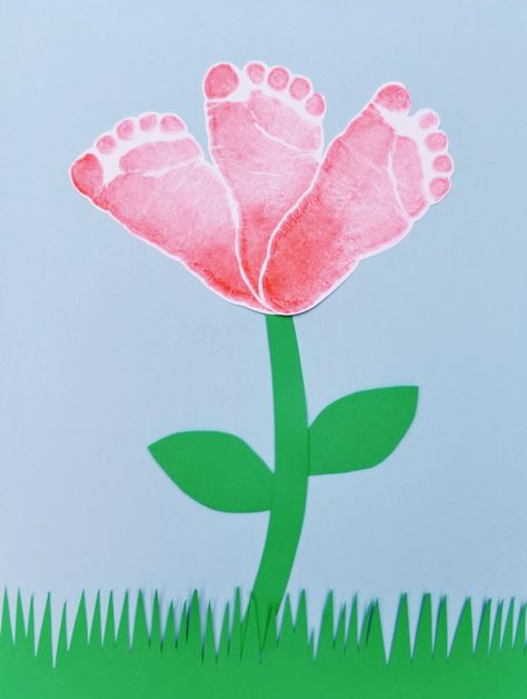 Flower Footprint Easy Mothers Day Crafts For Toddlers, Flower Footprint, Spring Flower Crafts, Easy Mother's Day Crafts, Baby Art Projects, Footprint Crafts, Footprint Art, Diy Toddler, Mothers Day Crafts For Kids