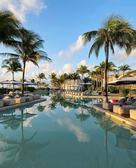 Want a complimentary night’s stay at this gorgeous Mexican gem? 📍Andaz Mayakoba, Riviera Maya Book now and receive a 5th night free with our exclusive promotion. DM for more info. #luxuryhotel #rivieramaya #mayakoba #mexico #mexicohotels #honeymoon #weddingdestinations #AllInclusiveLuxury #allinclusive #beachclub #romanticescape #familyholiday #complimentarystay Free nights stay, complimentary stay, Mayakoba, Mexico, Room upgrade, Hotel Perks, Riviera Maya hotel, beach clubs, All incl... Andaz Mayakoba, Mayakoba Mexico, Hotel Beach, Mexico Hotels, Beach Clubs, Room Upgrade, Romantic Escapes, Booking Hotel, Stay The Night