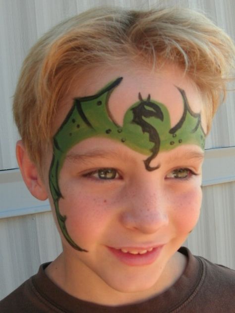 45+ Easy Face Painting Ideas For Boys - Fashion Hombre Dragon Face Paint, Ghost Face Paint, Wolf Face Paint, Monster Face Painting, Dragon Face Painting, Festival Face Paint, Face Painting For Boys, Zombie Face, Spiderman Face